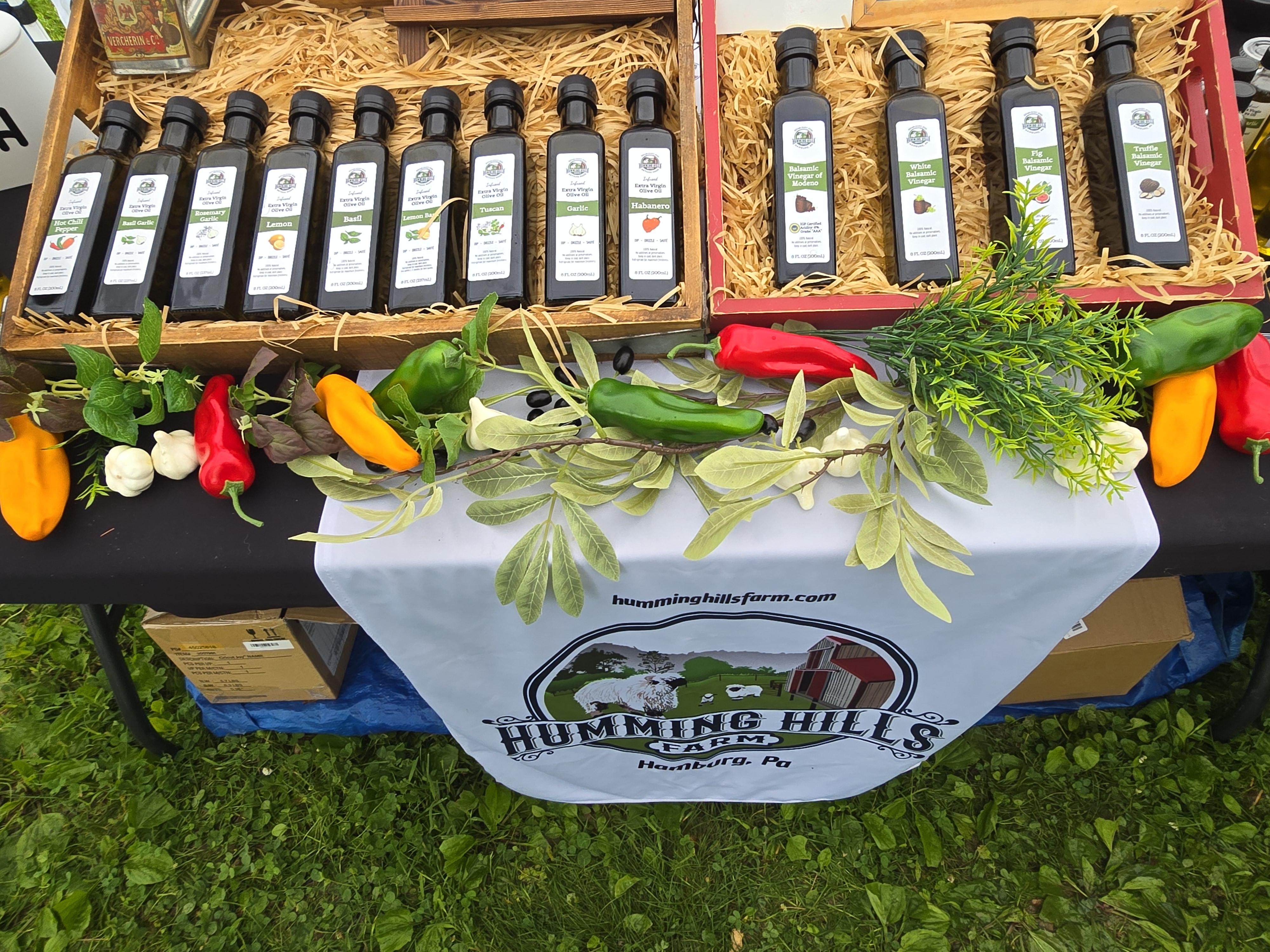 Savor the Season with Humming Hills Farm at Fall Markets!