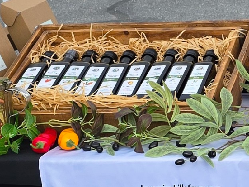 5 Techniques to Elevate Your Meals with Infused Oils and Vinegars That Will Spark Kitchen Creativity